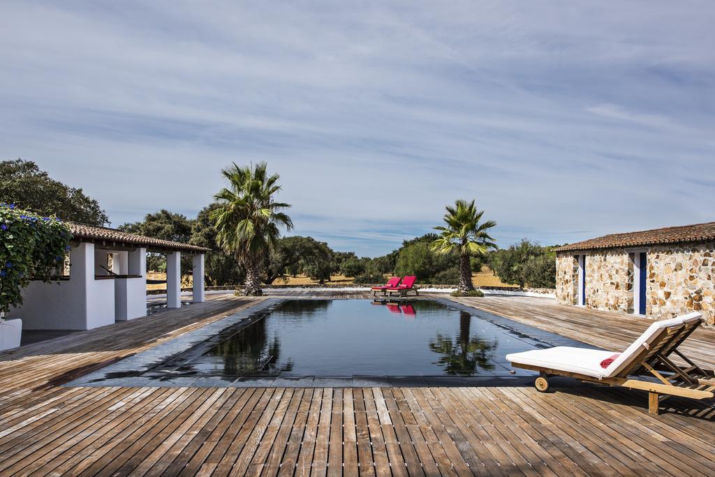 Herdade Dos Alfanges "The Barn" Виана-ду-Алентежу Экстерьер фото