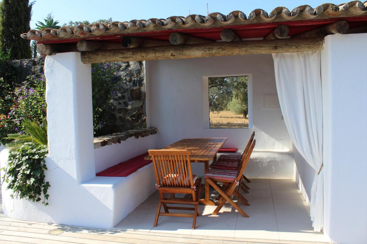 Herdade Dos Alfanges "The Barn" Виана-ду-Алентежу Экстерьер фото